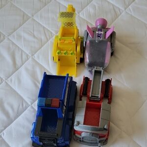 Paw Patrol Rescue Vehicle Set - Blue, Yellow, Pink + Sky Figure
